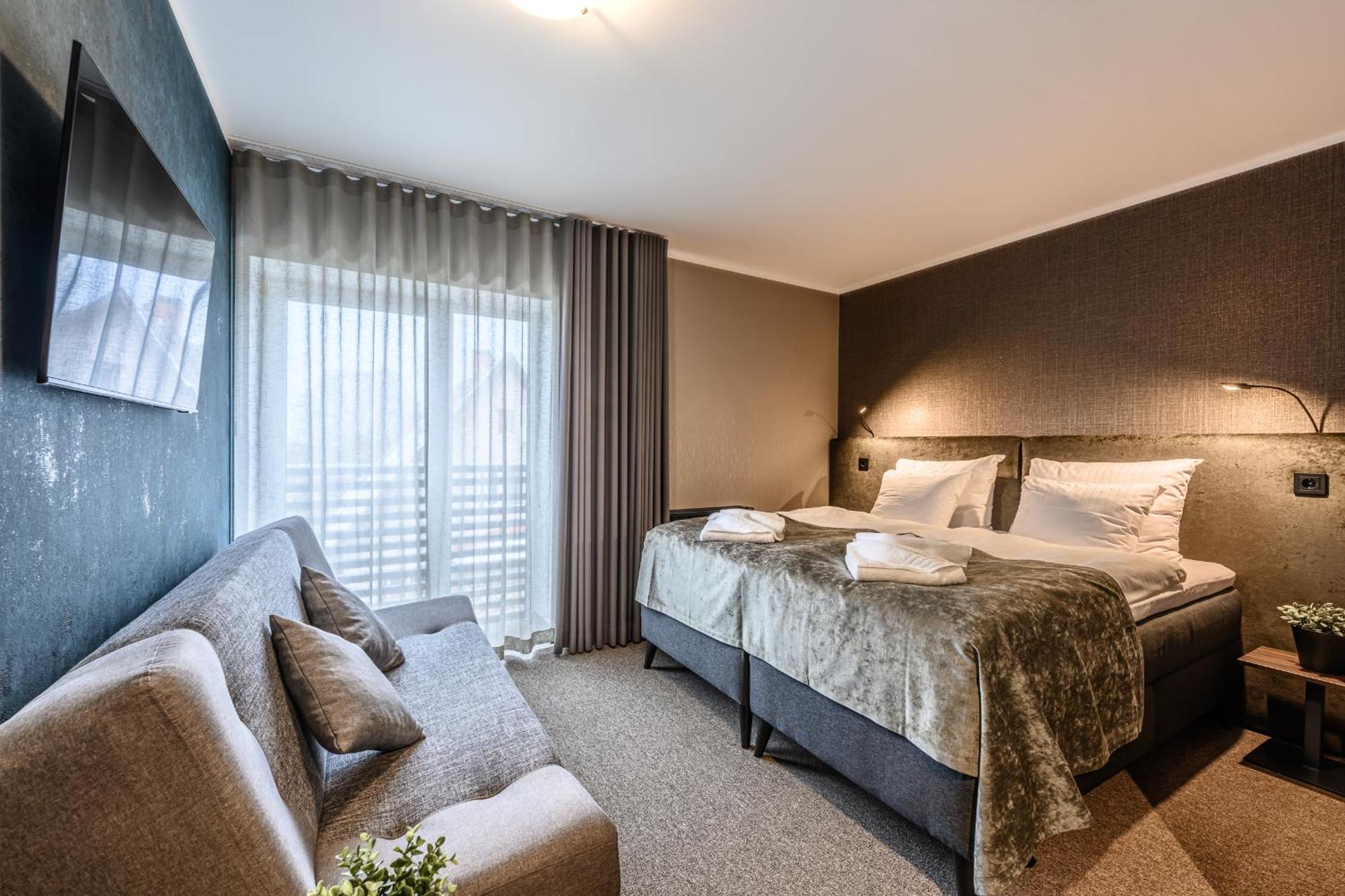 Ugandi Hotel Otepaa Ngoại thất bức ảnh
